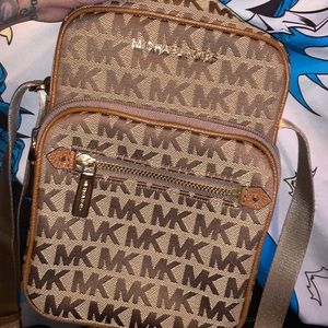 Authentic Michael Kors Crossbody